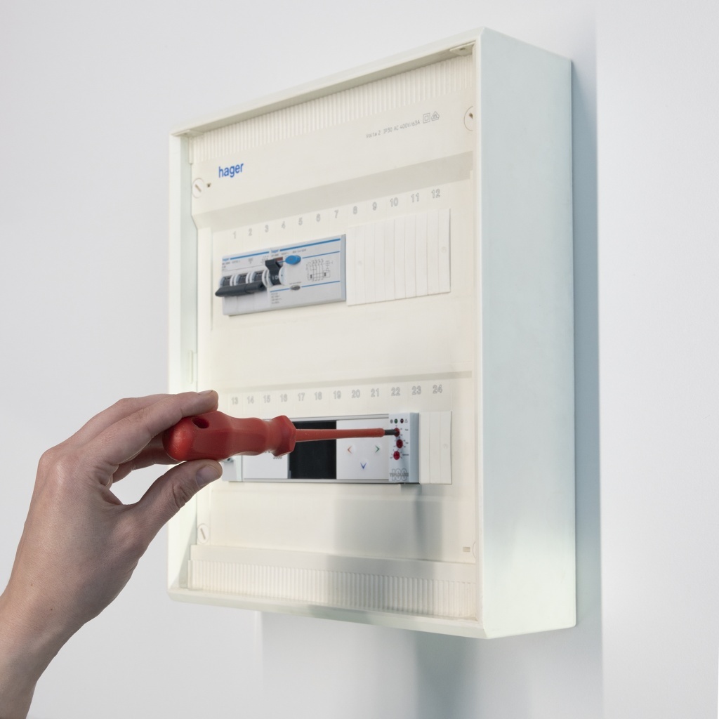 Teploluxe 100 терморегулятор для греющих кабелей в 