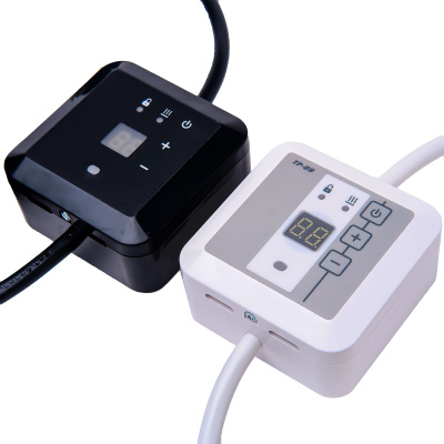 Эрголайт ТР-09Р терморегулятор для обогревателей на проводе с вилкой и розеткой, белый в 