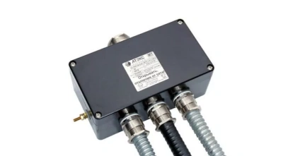 Взрывозащищенная клеммная коробка с кабельными вводами под небронированный кабель 220х120х90 в 