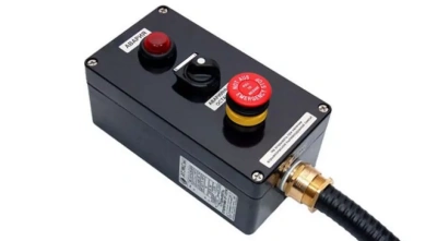 Взрывозащищенный кнопочный пост управления. Размер 220х120х90 в 