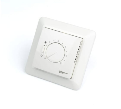 DEVIreg 530 терморегулятор для теплого пола с датчиком пола в 