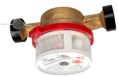 Счетчик воды Мастер Люкс СВ-15В Класс"В", соединительный комплект с обратным клапаном в 